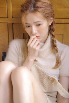 我把16女朋友日出水了视频